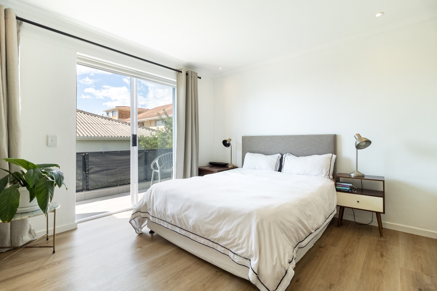 To Let 3 Bedroom Property for Rent in Vredehoek Western Cape